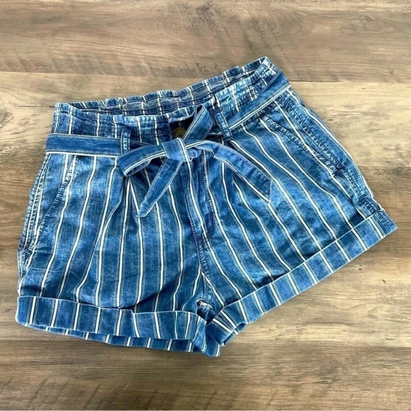 American Eagle Outfitters Pants - American Eagle Striped High Rise Shorts